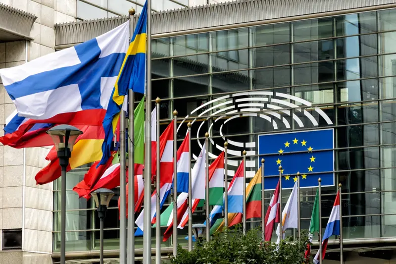 En bild på europeiska flaggor.